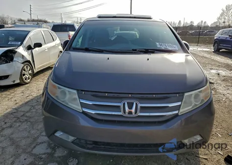 2012 Honda Odyssey Touring z USA, uszkodzony, nr VIN 5FNRL5H99CB136244